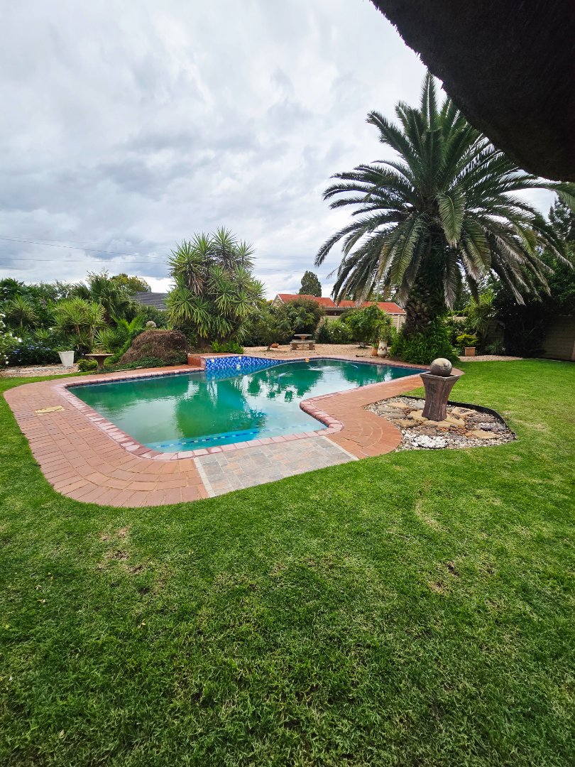 3 Bedroom Property for Sale in La Hoff North West